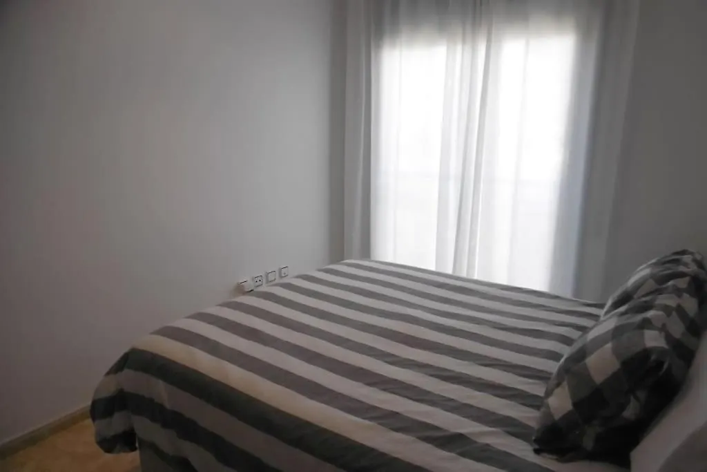 Amplio Y Confortable Apartamento Con Parking Tossa de Mar Spain