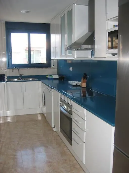 Amplio Y Confortable Apartamento Con Parking Tossa de Mar