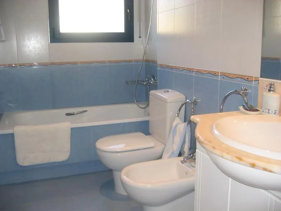 Amplio Y Confortable Apartamento Con Parking Tossa de Mar Apartment